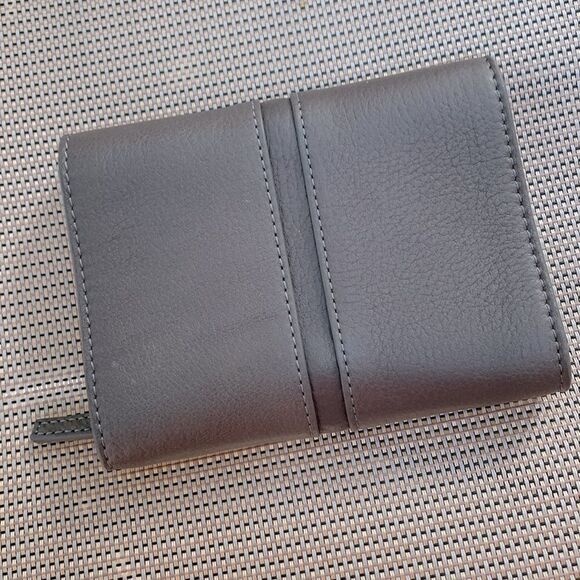 JEWELRY case gray pebbled leather travel case snap closure zippered compartment - Picture 2 of 7